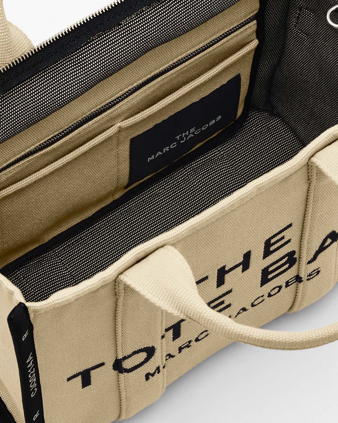 Marc Jacobs Online - The Jacquard Medium Tote Bag Warm Sand