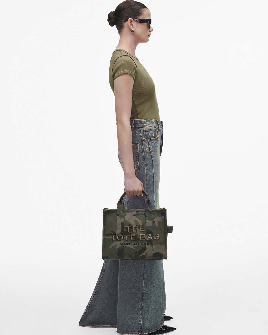 Marc Jacobs Outlet - The Camo Jacquard Medium Tote Bag Camo Multi