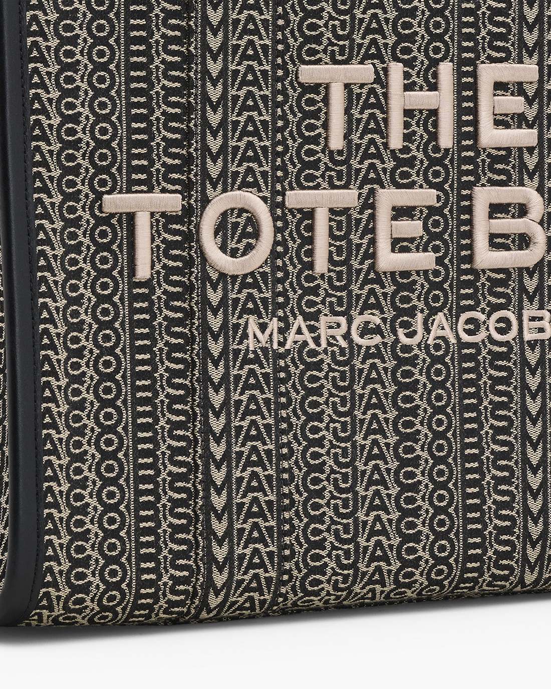Marc Jacobs Online - The Monogram Jacquard Large Tote Bag Beige Multi