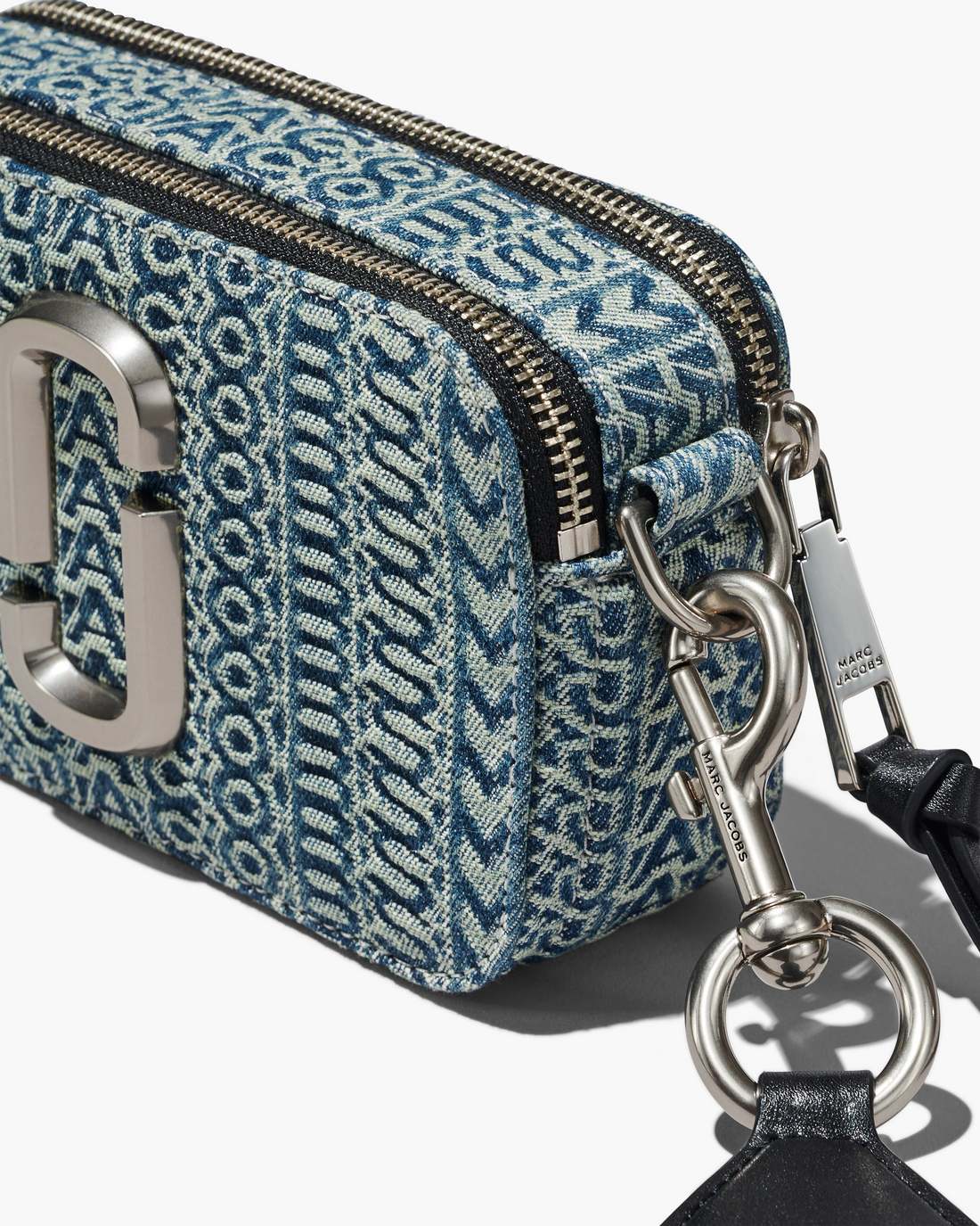 Marc Jacobs Online - The Washed Monogram Denim Snapshot Sun Faded Denim