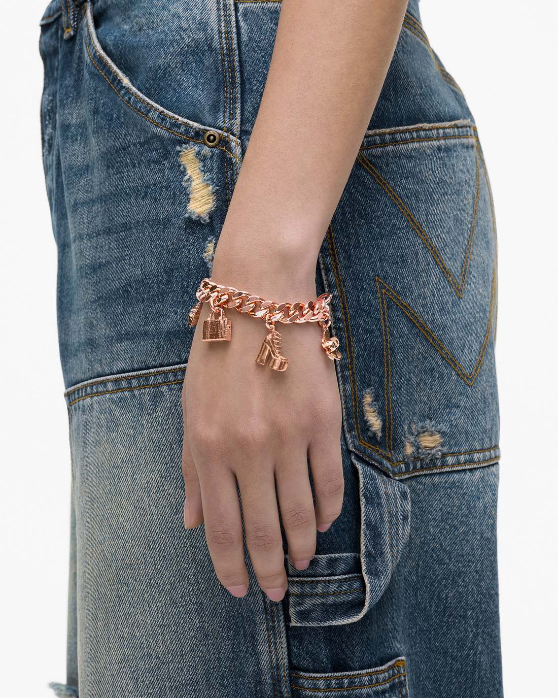 Marc Jacobs US - The Mini Icon Charm Bracelet Antique Rose Gold