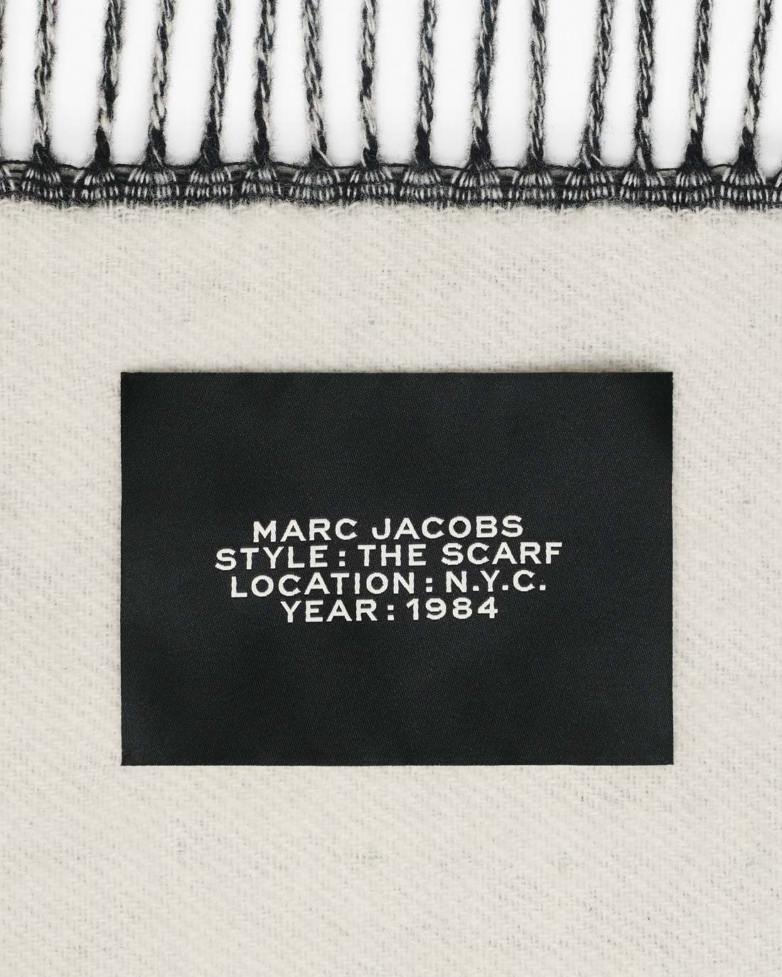 Marc Jacobs Sale - The Scarf Black