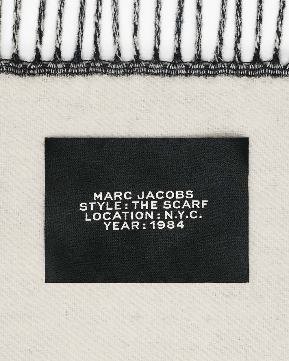 Marc Jacobs Sale - The Scarf Black