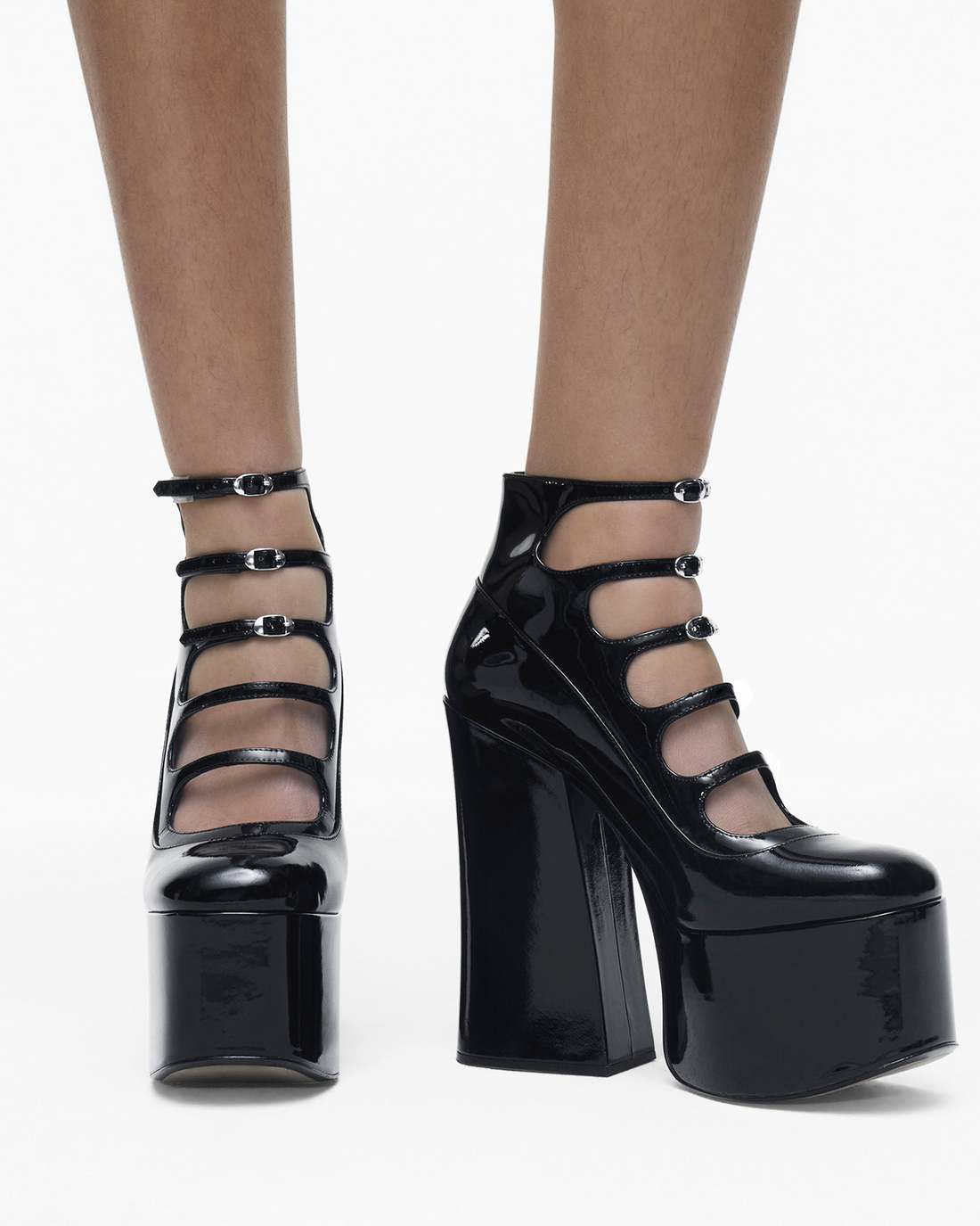Marc Jacobs Online - The Patent Leather Kiki Ankle Boot Black