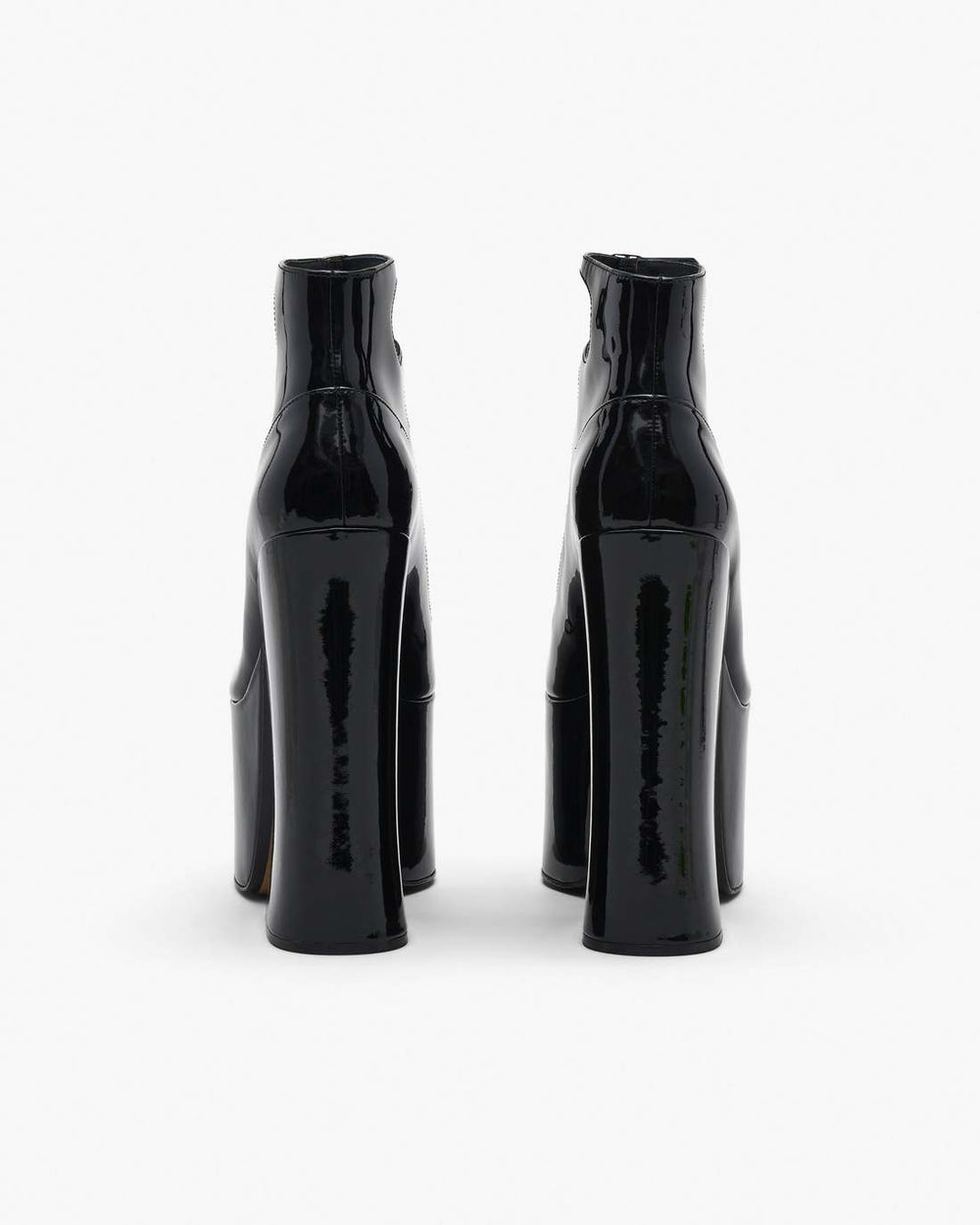 Marc Jacobs Online - The Patent Leather Kiki Ankle Boot Black