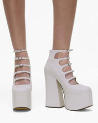 Marc Jacobs Sale - The Patent Leather Kiki Ankle Boot White