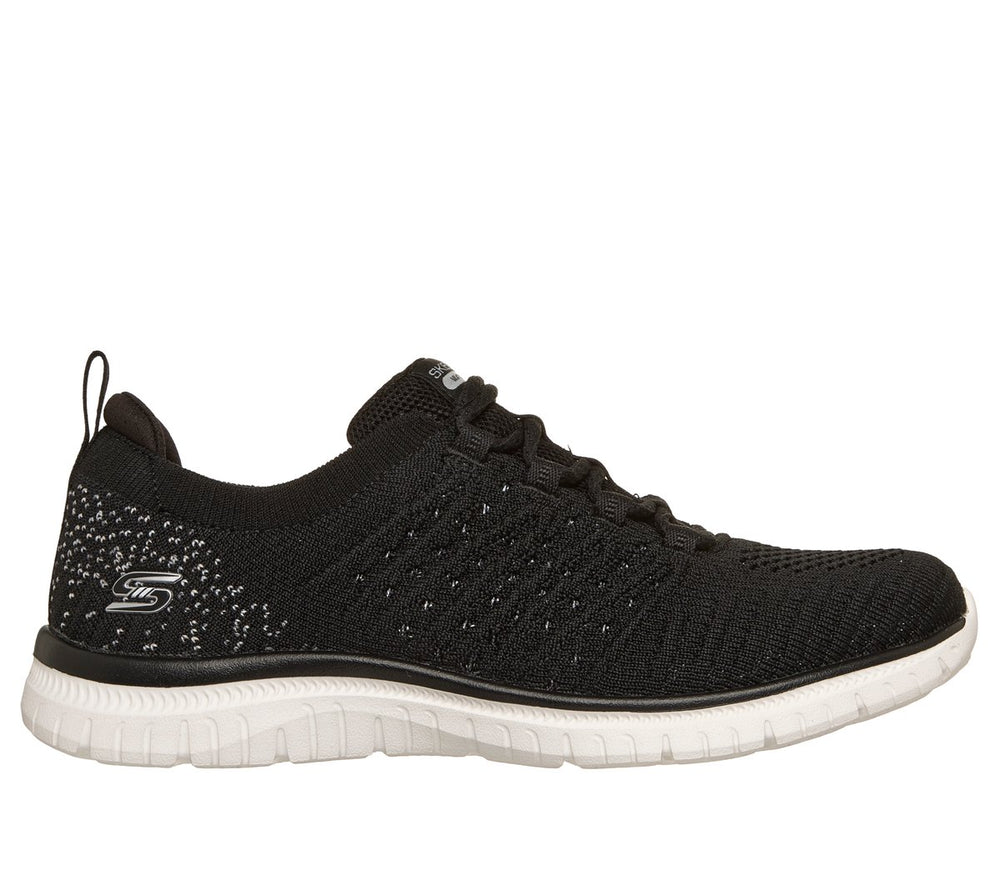 BLACK / WHITE,6.0,Medium