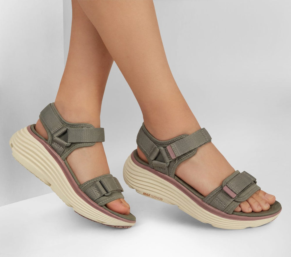 Skechers Max Cushioning Endeavour Sandal - Miranda