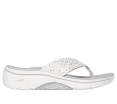 Skechers GO WALK Arch Fit 2.0 Sandal - Claire